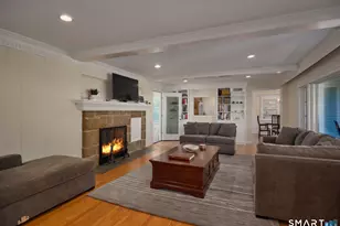 19 Pine Tree Dr, Stamford, CT 06906 - Photo 10