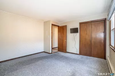37 Rutherford Street, New Britain, CT 06051 - Photo 10