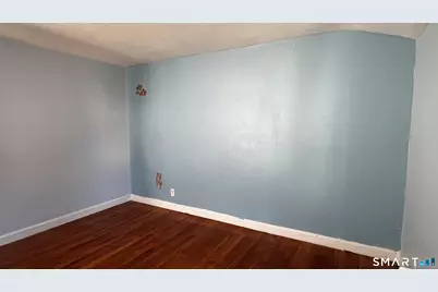 173 Bradley Avenue, Waterbury, CT 06708 - Photo 6