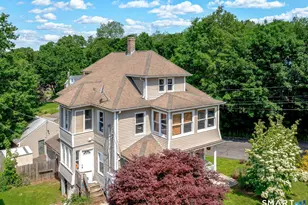 47 High St, Plymouth, CT 06786 - Photo 2