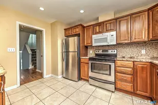 86 Cosey Beach Ave, East Haven, CT 06512 - Photo 14
