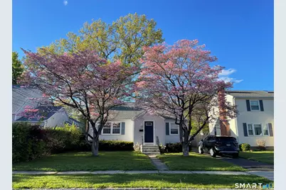 144 Edgemont Avenue, West Hartford, CT 06110 - Photo 2