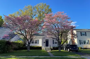 144 Edgemont Ave, West Hartford, CT 06110 - Photo 2