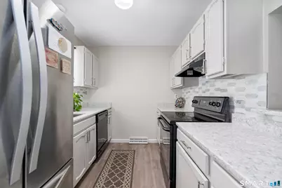 9 The Hamlet Unit C #C, Enfield, CT 06082 - Photo 8
