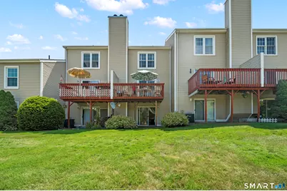 9 The Hamlet Unit C #C, Enfield, CT 06082 - Photo 2