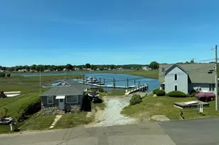 2 Buckingham Ave, Old Saybrook, CT 06475 - Photo 18