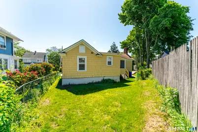 36 Briggs Street, New London, CT 06320 - Photo 4