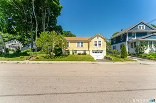 36 Briggs St, New London, CT 06320 - Photo 2