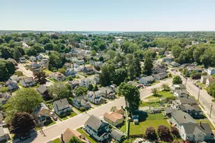 36 Briggs St, New London, CT 06320 - Photo 8