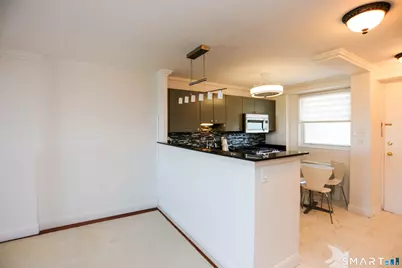91 Strawberry Hill Avenue #923, Stamford, CT 06902 - Photo 10