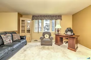 690 Forest Rd, West Haven, CT 06516 - Photo 24