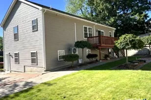 2 Coolidge St, Norwich, CT 06360 - Photo 36