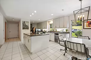 25 Surrey Dr, Cheshire, CT 06410 - Photo 6