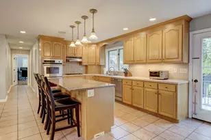 163 Windy Knoll Dr, Berlin, CT 06037 - Photo 8