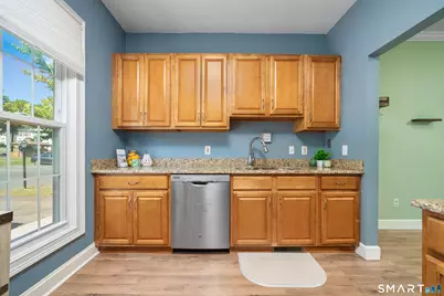 308 Cambridge Commons #308, Middletown, CT 06457 - Photo 8