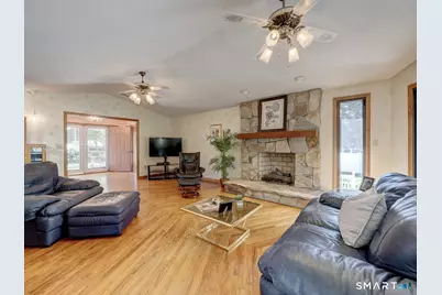 81 Kingston Drive, East Hartford, CT 06118 - Photo 8