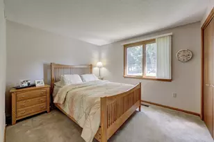 81 Kingston Dr, East Hartford, CT 06118 - Photo 18