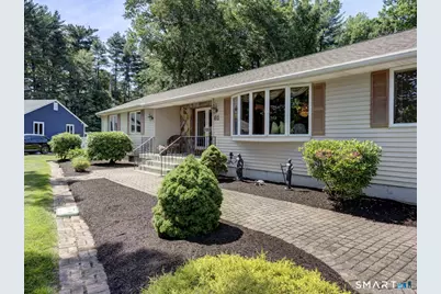 81 Kingston Drive, East Hartford, CT 06118 - Photo 2