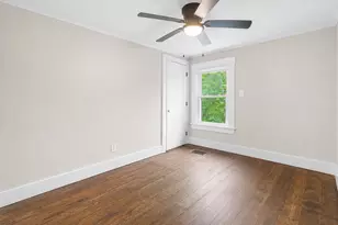 56 Evergreen Ave, New London, CT 06320 - Photo 14
