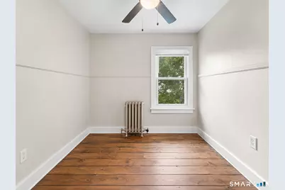 56 Evergreen Avenue, New London, CT 06320 - Photo 18