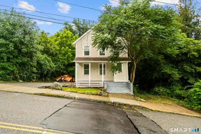 56 Evergreen Avenue, New London, CT 06320 - Photo 2