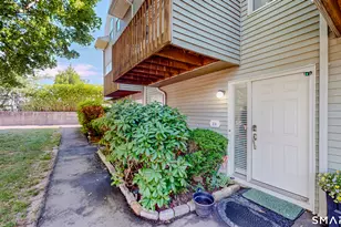 90 Bouton St, Norwalk, CT 06854 - Photo 4