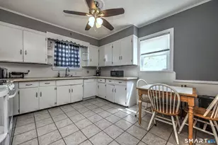 160 Goffe Terrace, New Haven, CT 06511 - Photo 18