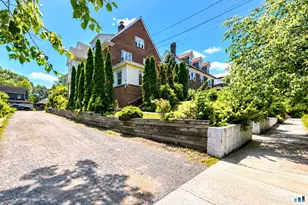 160 Goffe Terrace, New Haven, CT 06511 - Photo 2