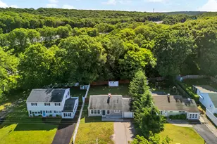 28 Birch St, Groton, CT 06340 - Photo 2