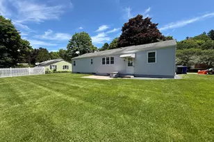106 Edgewood Dr, Torrington, CT 06790 - Photo 2
