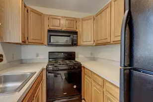 24 Nutmeg Ct, West Hartford, CT 06110 - Photo 16