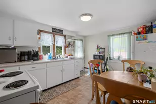 60 Primrose St, Waterbury, CT 06708 - Photo 16