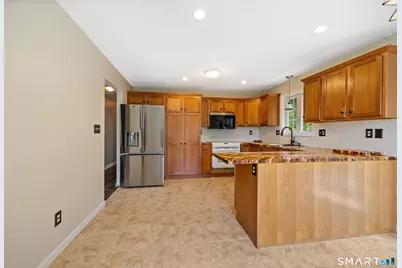 30 Tower Road, Bristol, CT 06010 - Photo 4
