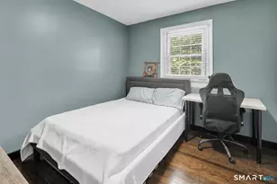 276 Griffin Ave, Bridgeport, CT 06606 - Photo 22