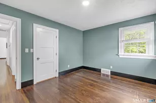 276 Griffin Ave, Bridgeport, CT 06606 - Photo 20