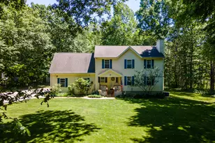 264 N Wawecus Hill Rd, Norwich, CT 06360 - Photo 2