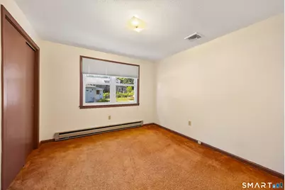 39 Munson Avenue, Waterbury, CT 06705 - Photo 8