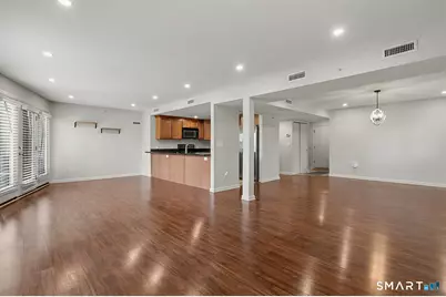 3250 Fairfield Avenue #222, Bridgeport, CT 06605 - Photo 8