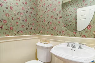 25 Wildrose Ln, Trumbull, CT 06611 - Photo 32