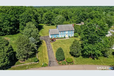 25 Wildrose Lane, Trumbull, CT 06611 - Photo 4