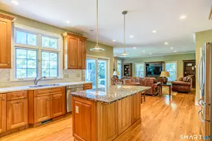 25 Wildrose Ln, Trumbull, CT 06611 - Photo 16