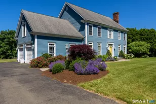 25 Wildrose Ln, Trumbull, CT 06611 - Photo 36