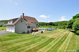 9 Appletree Ln, Granby, CT 06060 - Photo 6