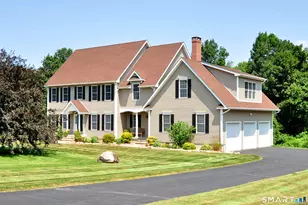 9 Appletree Ln, Granby, CT 06060 - Photo 1