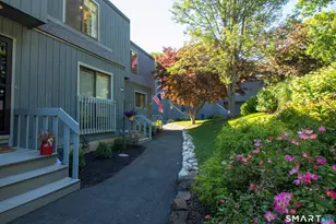 604 Plymouth Colony, Branford, CT 06405 - Photo 2