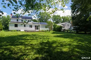 261 Simsbury Rd, West Hartford, CT 06117 - Photo 2