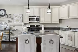 11 Orwich Ct, Danbury, CT 06810 - Photo 8