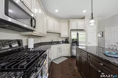 11 Orwich Court #11, Danbury, CT 06810 - Photo 12