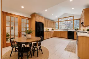 387 Foster St, South Windsor, CT 06074 - Photo 8
