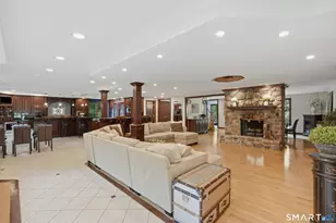 890 Woodruff St, Southington, CT 06489 - Photo 8